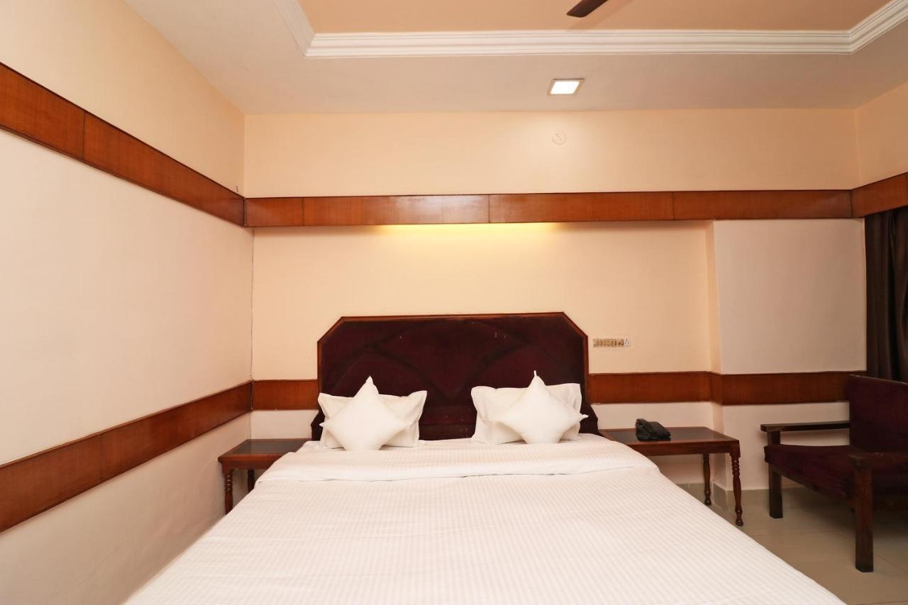 Spot On 37002 Hotel Natraj Bilaspur  Ngoại thất bức ảnh