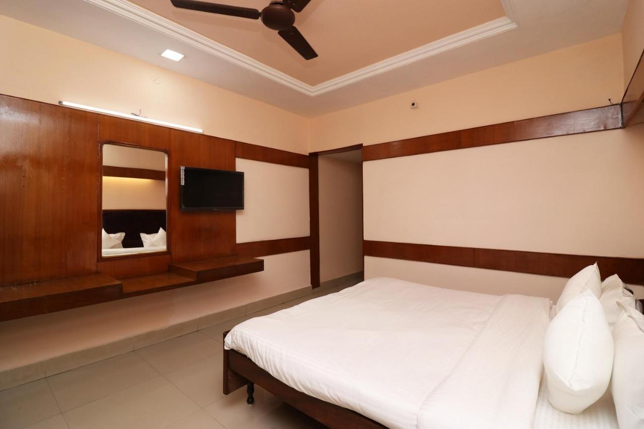 Spot On 37002 Hotel Natraj Bilaspur  Ngoại thất bức ảnh