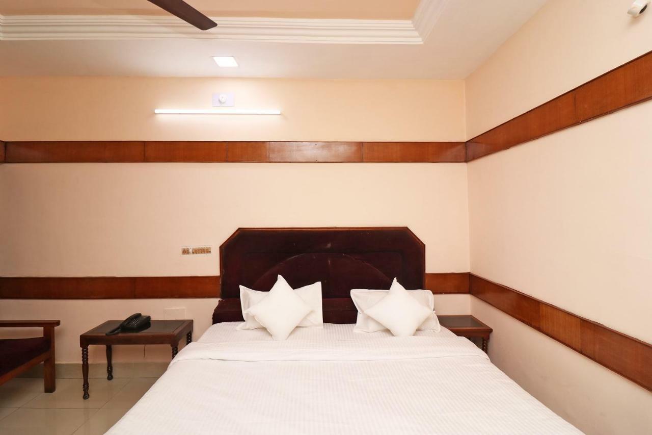 Spot On 37002 Hotel Natraj Bilaspur  Ngoại thất bức ảnh